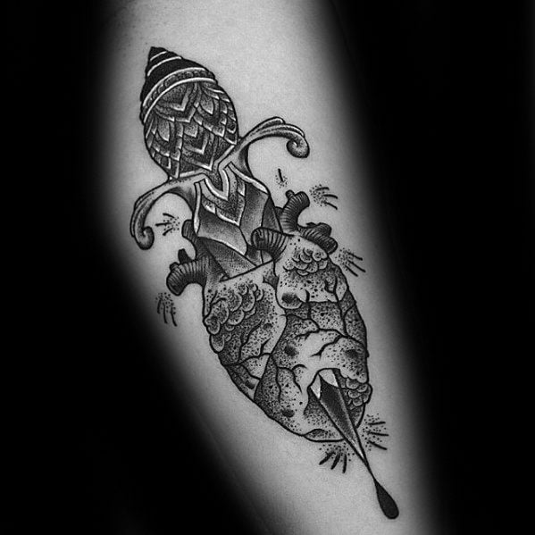 tatuaggio cuore spezzato 02