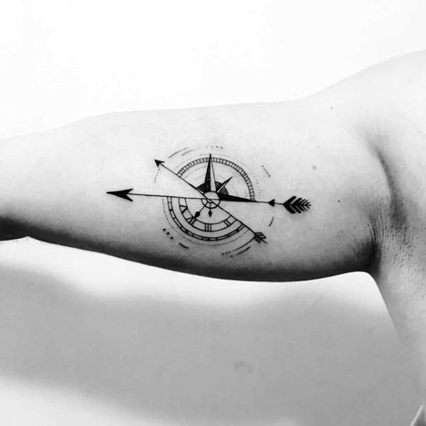 tatuaggio freccia geometrica14