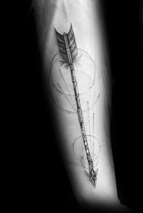 tatuaggio freccia geometrica34
