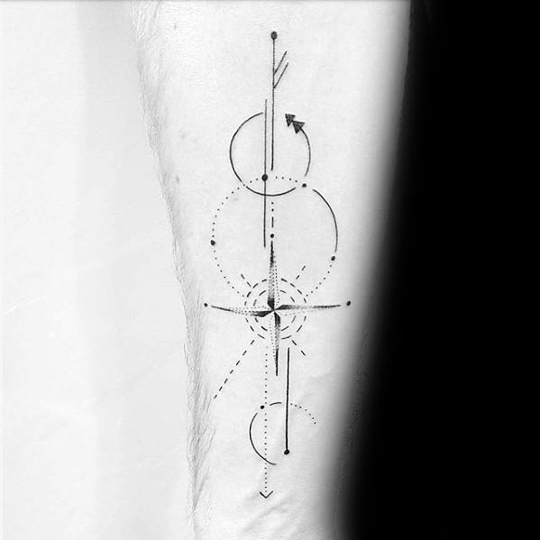 tatuaggio freccia geometrica42