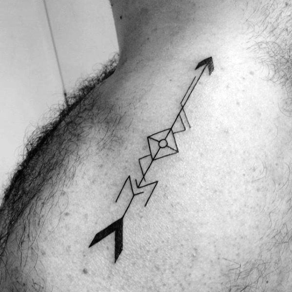 tatuaggio freccia geometrica74