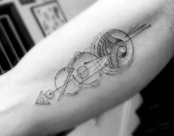 tatuaggio freccia geometrica76