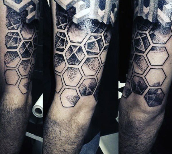 tatuaggio geometria sacra 37