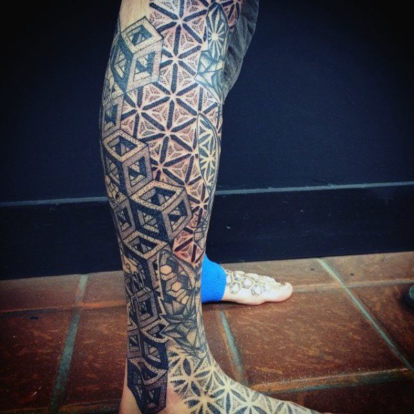 tatuaggio geometria sacra 49