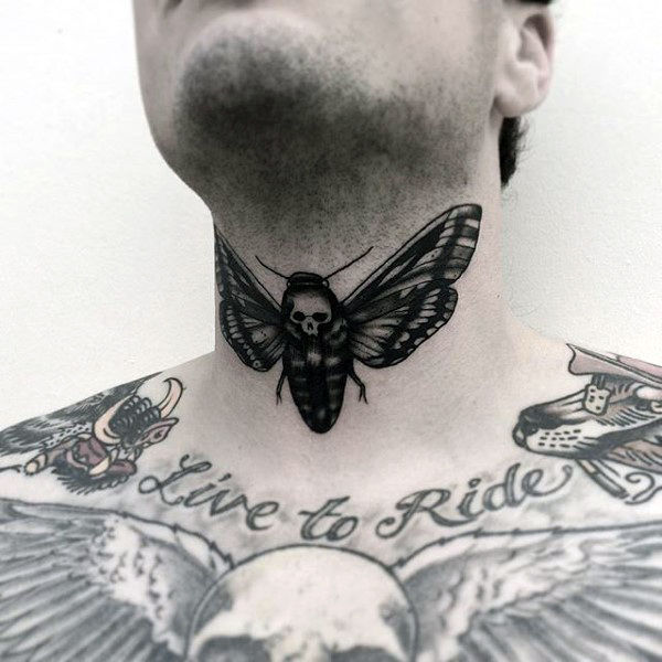 tatuaggio gola 16
