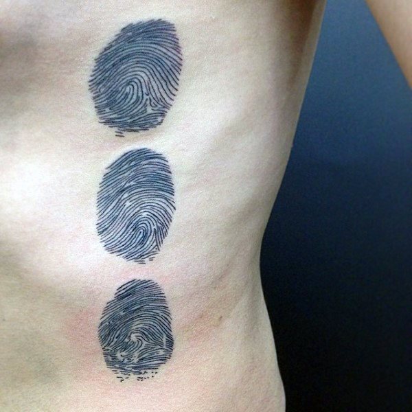 tatuaggio impronta digitale 27