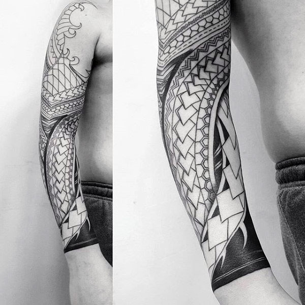 tatuaggio tribale braccio 261