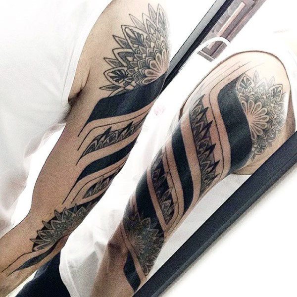 tatuaggio tribale braccio 61