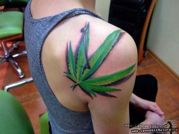 tatuaggio marijuana cannabis 05