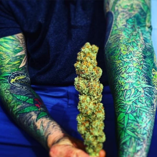 tatuaggio marijuana cannabis 119