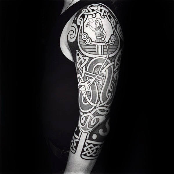 tatuaggio mjolnir martillo thor 21