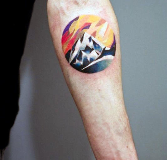 tatuaggio montagna 133