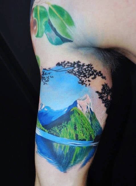 tatuaggio montagna 61