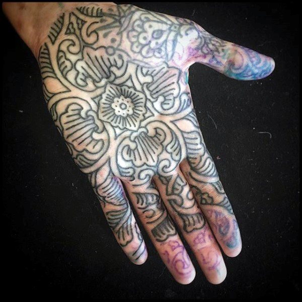 tatuaggio palmo della mano 64