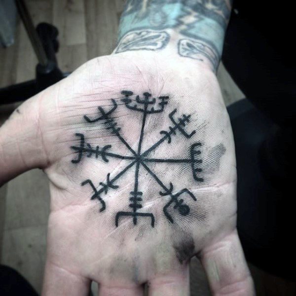 tatuaggio palmo della mano 67