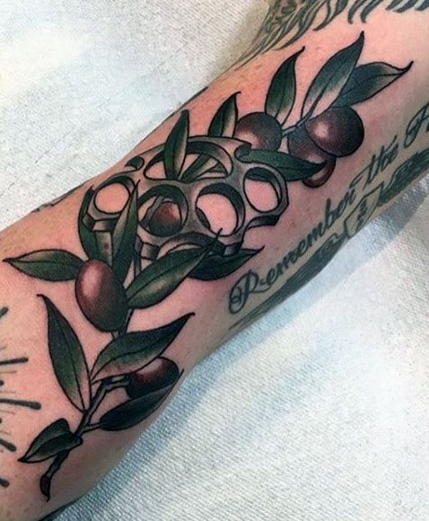 tatuaggio ramo olivo 88
