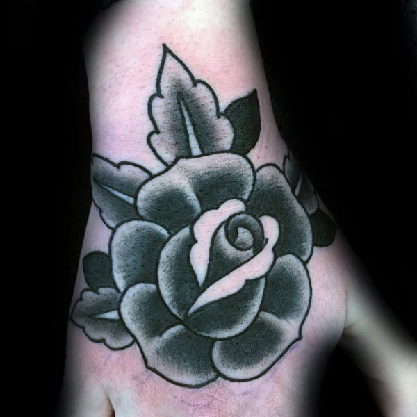 tatuaggio rosa nera 157