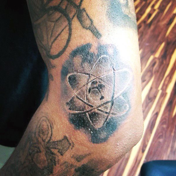 tatuaggio scienza 173