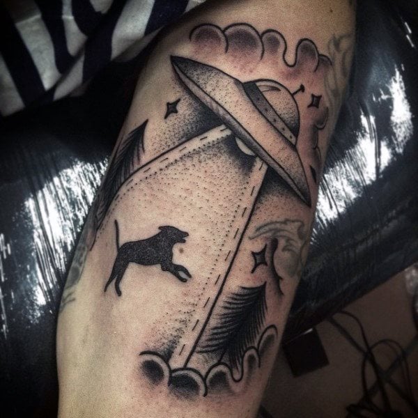 tatuaggio ufo 157