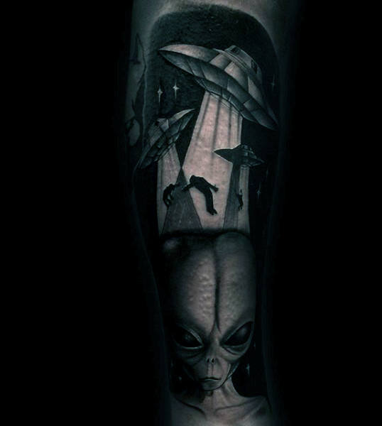 tatuaggio ufo 241