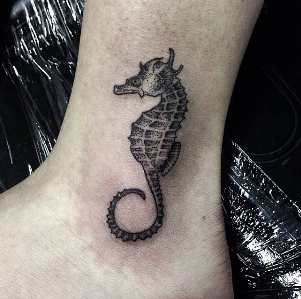 tatuaggio cavalluccio marino 239