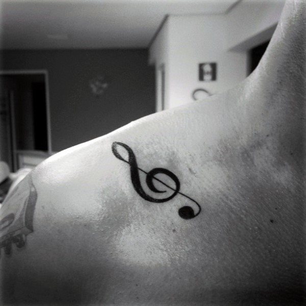 tatuaggio nota musicale 111
