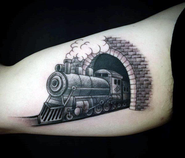 tatuaggio treno 166