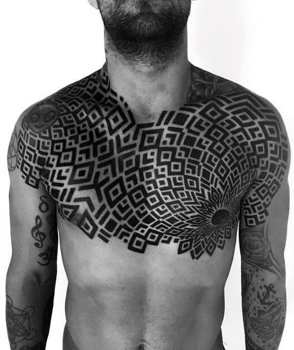tatuaggio petto 918