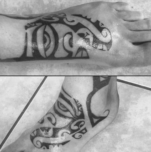 tatuaggio piede 606