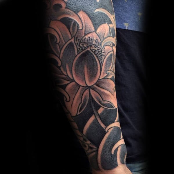 tatuaggio fiore di loto 16