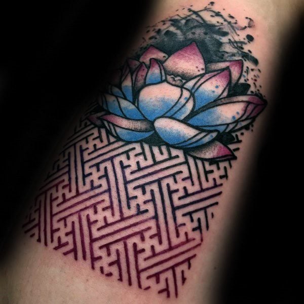 tatuaggio fiore di loto 211