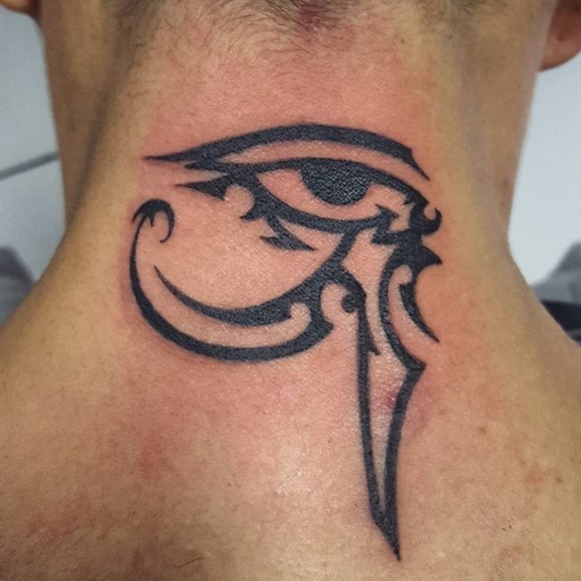 tatuaggio occhio di ra 151