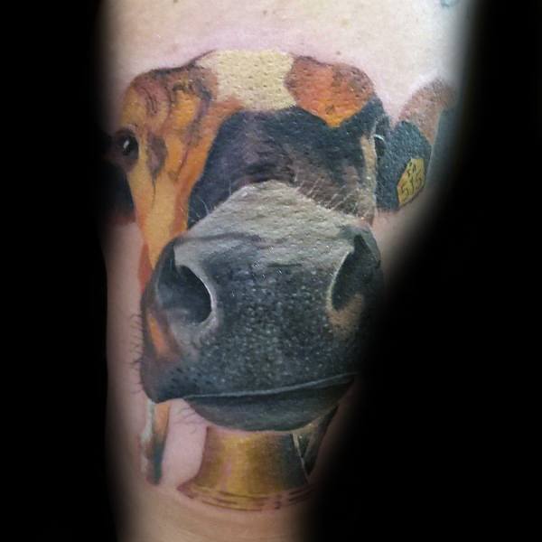 49 Tatuaggi con le mucche (con significato)