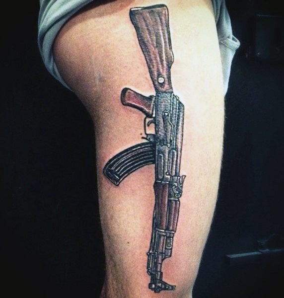 tatuaggio arma ak47 65