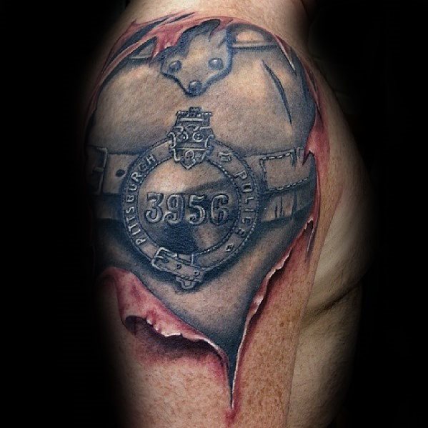 tatuaggio polizia 45