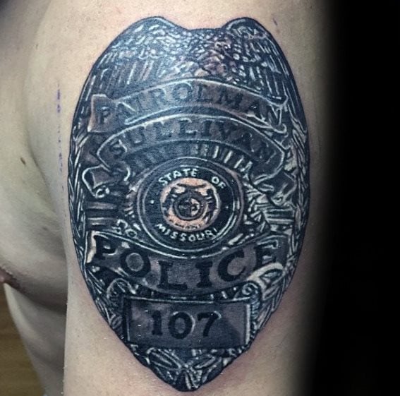 tatuaggio polizia 65