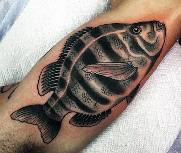 tatuaggio pesce 236