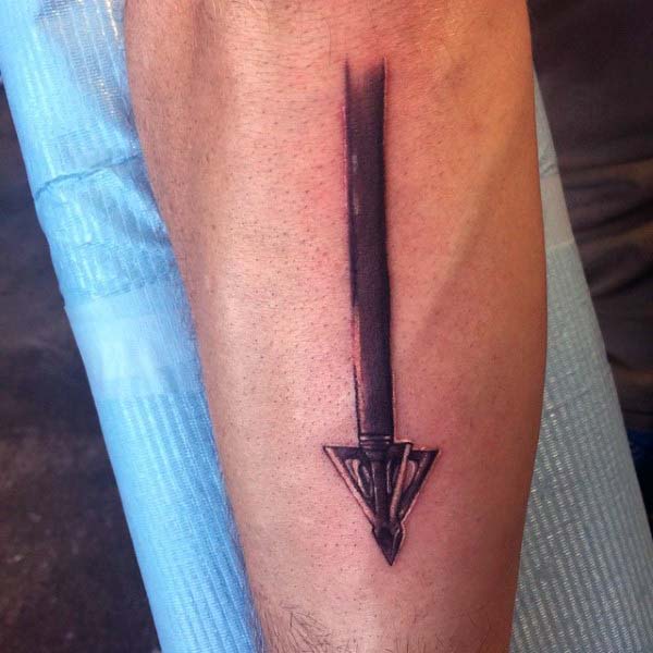 tatuaggio arco freccia 83