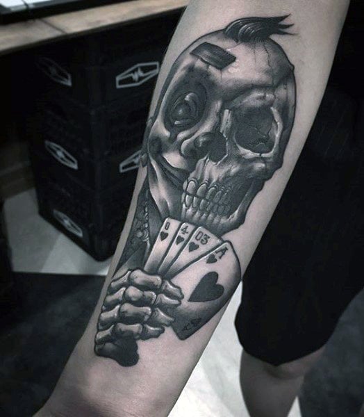 tatuaggio osso scheletro mano 33