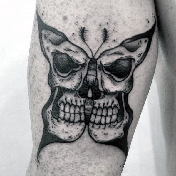 tatuaggio parte posteriore braccio 43
