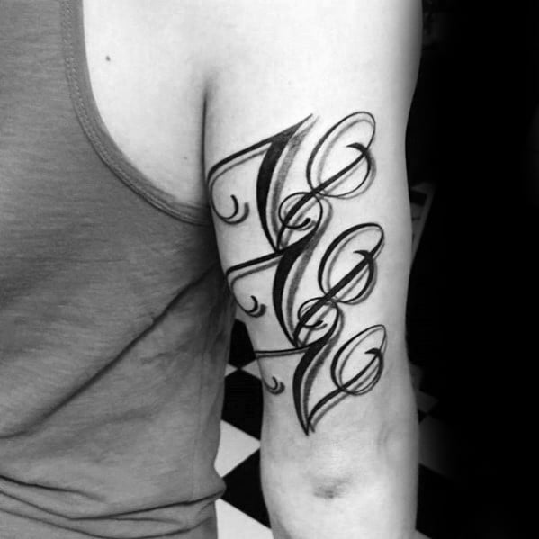 tatuaggio parte posteriore braccio 99