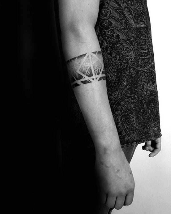 tatuaggio bracciale nero 03