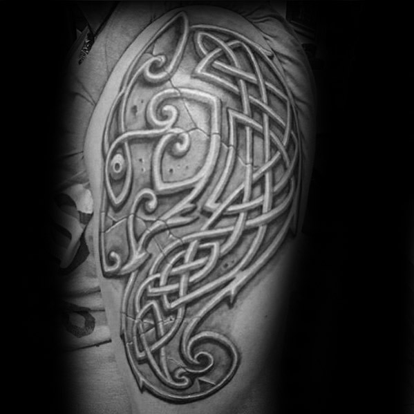 tatuaggio lupo celtico 10
