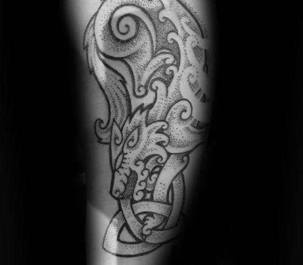 tatuaggio lupo celtico 12