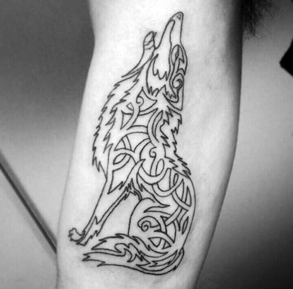 tatuaggio lupo celtico 48