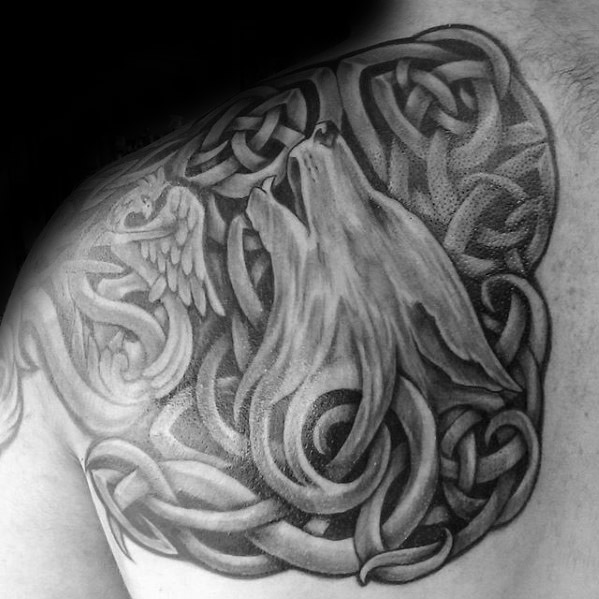 tatuaggio lupo celtico 84