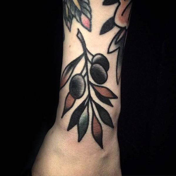 tatuaggio ulivo albero 12