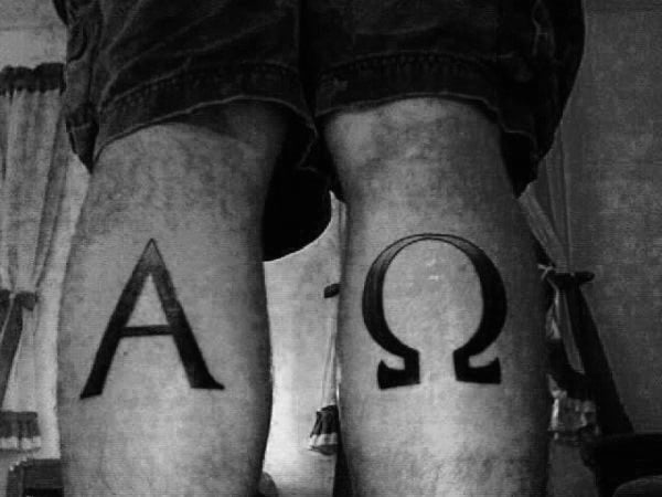 tatuaggio alfa omega 45