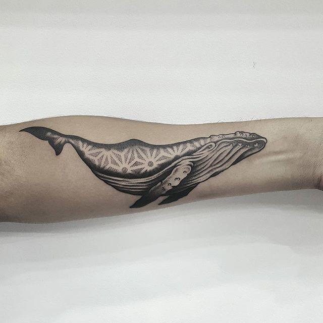 tatuaggio balena 131
