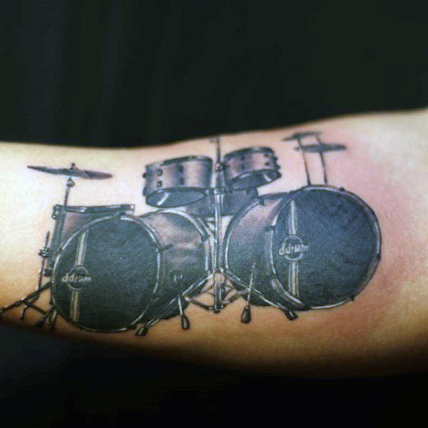 tatuaggio batteria tamburo 19